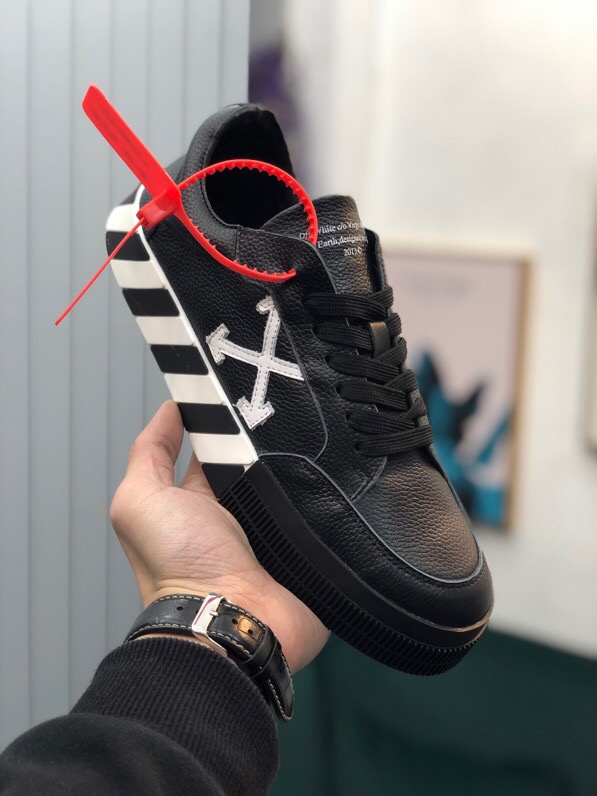 נעלי אוף וויט OFF WHITE