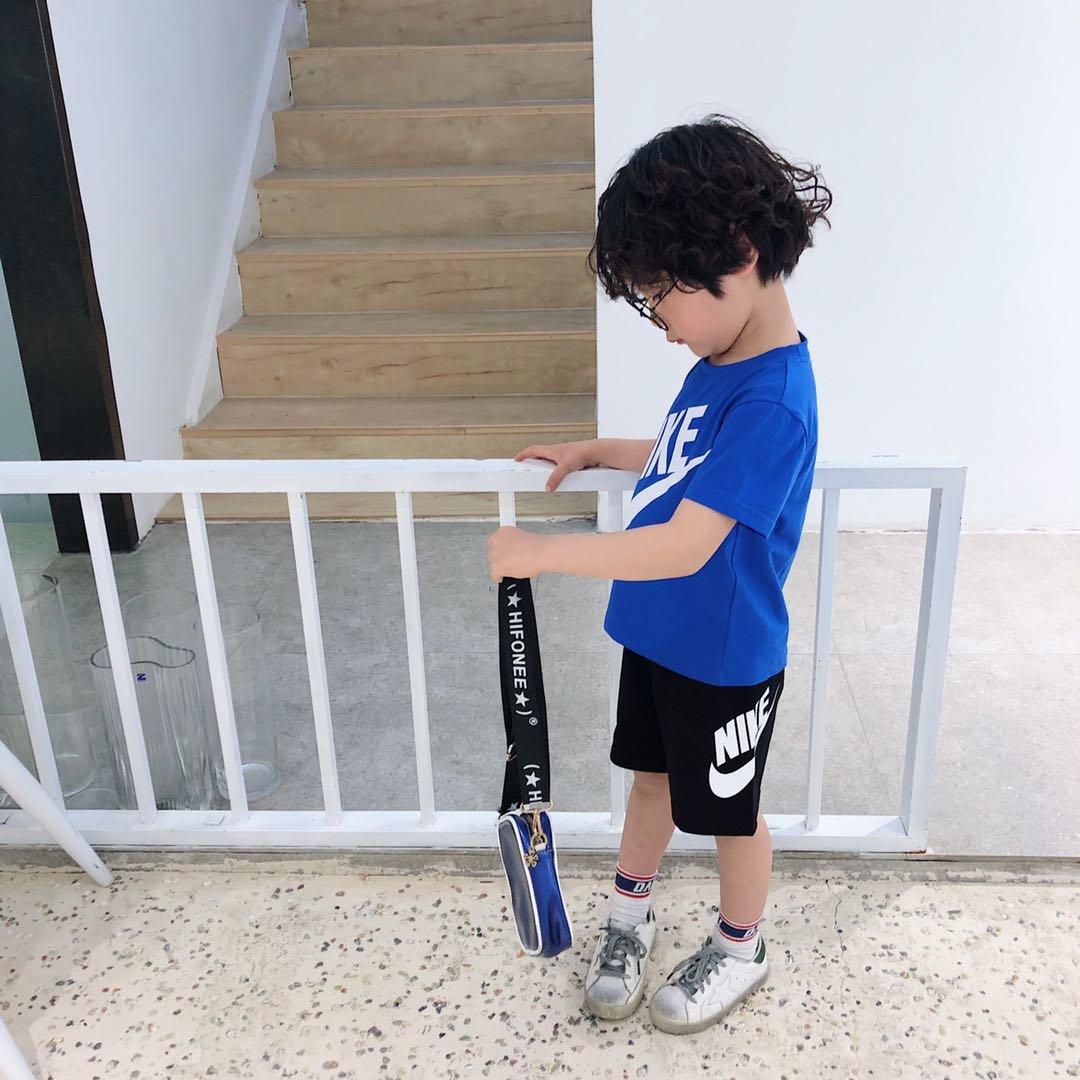 חליפות נייק ילדים כחול לבן