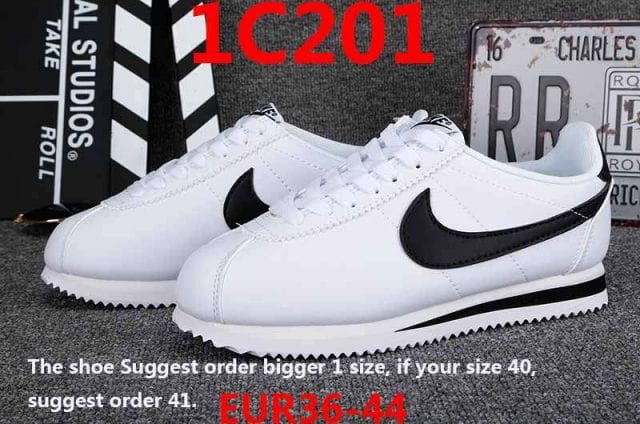נעלי נייק קורטז CORTEZ